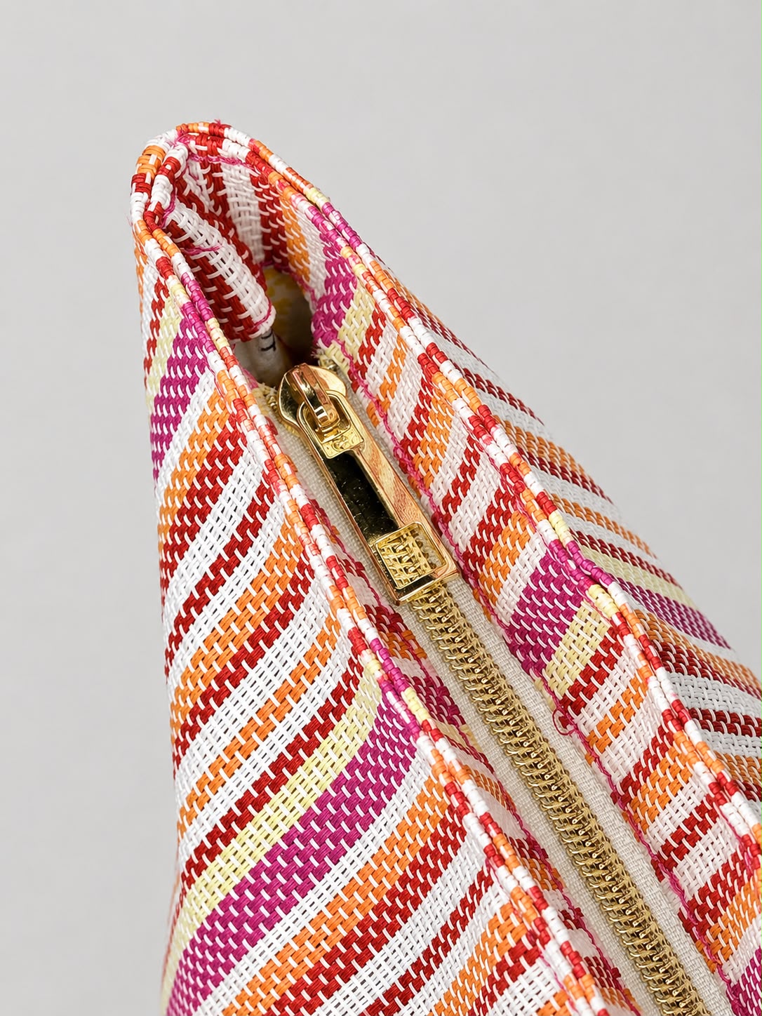 JUGGLE™ CarryAll — Coral